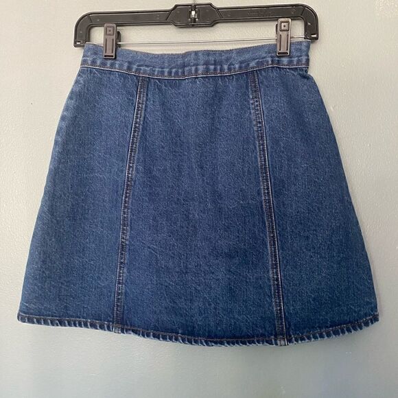 BDG mini Jean skirt size S/P - Picture 7 of 7
